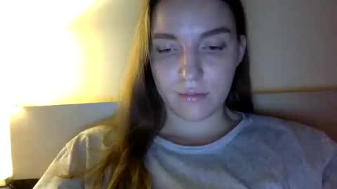 Snapshot of hoteffy chatting on 31, 1, 2025 effy online show from 31, 1, 2025