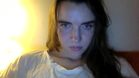 Snapshot of hoteffy chatting on 25, 10, 2025 effy online show from 25, 10, 2025