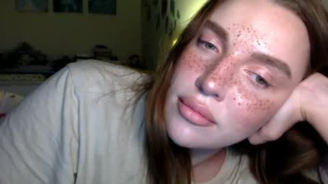 Snapshot of hoteffy chatting on 21, 6, 2026 effy online show from 21, 6, 2026