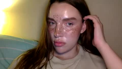 Snapshot of hoteffy chatting on 1, 7, 2026 effy online show from 1, 7, 2026