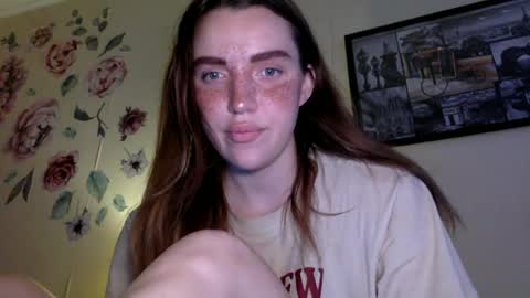 Snapshot of hoteffy chatting on 1, 7, 2026 effy online show from 1, 7, 2026