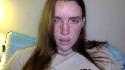 Snapshot of hoteffy chatting on 5, 7, 2026 effy online show from 5, 7, 2026