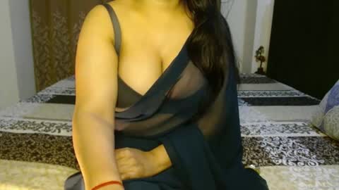Snapshot of hoteliza6 chatting on 19, 12, 2024 Eliza i dont show face in any show online show from 19, 12, 2024