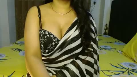 Snapshot of hoteliza6 chatting on 24, 1, 2025 Eliza i dont show face in any show online show from 24, 1, 2025