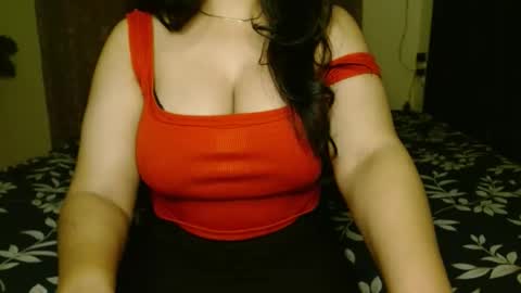 Snapshot of hoteliza6 chatting on 18, 10, 2025 Eliza i dont show face in any show online show from 18, 10, 2025