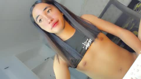 Snapshot of hotfalling_angel1 chatting on 15, 2, 2025 Angel online show from 15, 2, 2025