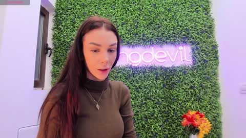 hotfallingdevil online show from 13, 11, 2025