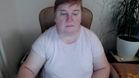 Snapshot of hotfiremommy chatting on 16, 1, 2025 LimonkaFire online show from 16, 1, 2025
