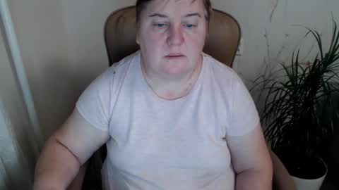 Snapshot of hotfiremommy chatting on 21, 1, 2025 LimonkaFire online show from 21, 1, 2025