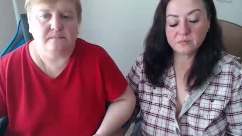 Snapshot of hotfiremommy chatting on 11, 10, 2025 LimonkaFire online show from 11, 10, 2025