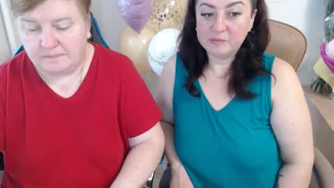 Snapshot of hotfiremommy chatting on 18, 10, 2025 LimonkaFire online show from 18, 10, 2025