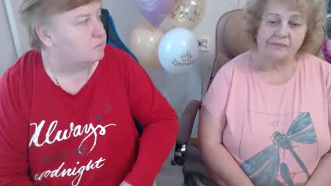 Snapshot of hotfiremommy chatting on 20, 10, 2025 LimonkaFire online show from 20, 10, 2025