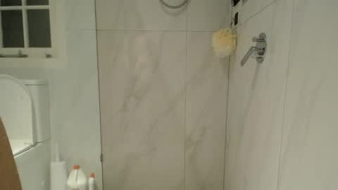 Snapshot of hotforit01 chatting on 16, 2, 2025 hotforit01 online show from 16, 2, 2025