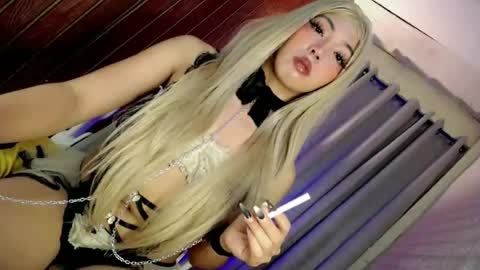 Snapshot of hotfucking_queen1111 chatting on 30, 5, 2026 hotfucking_queen1111 online show from 30, 5, 2026