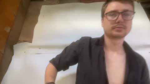 Snapshot of hotgentleman_3003 chatting on 26, 6, 2026 William online show from 26, 6, 2026