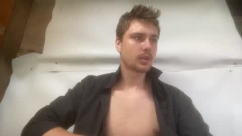 Snapshot of hotgentleman_3003 chatting on 3, 7, 2026 William online show from 3, 7, 2026