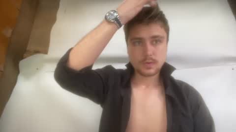 Snapshot of hotgentleman_3003 chatting on 9, 7, 2026 William online show from 9, 7, 2026