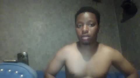 hotguyy001 online show from 16, 2, 2025