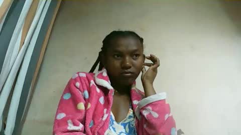 veronique online show from 1, 10, 2025