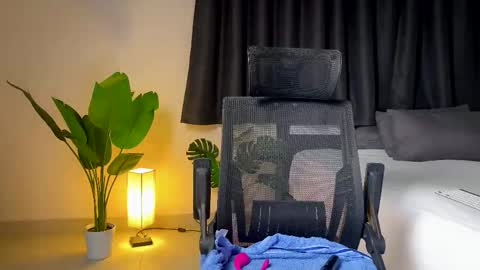 Kate  stream  1200 pm -800 pm UTC 7 online show from 11, 9, 2025