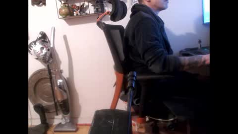 hotkinkytat online show from 14, 2, 2025