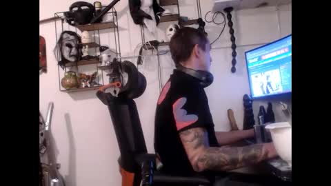 hotkinkytat online show from 8, 3, 2025