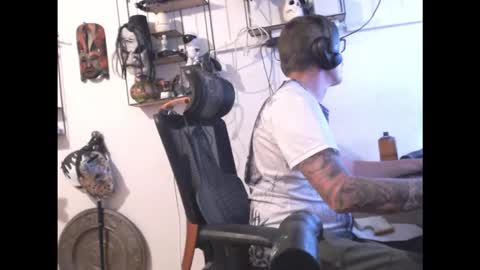 hotkinkytat online show from 3, 4, 2026