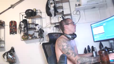 Snapshot of hotkinkytat chatting on 4, 4, 2026 hotkinkytat online show from 4, 4, 2026