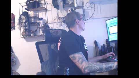 Snapshot of hotkinkytat chatting on 11, 5, 2026 hotkinkytat online show from 11, 5, 2026