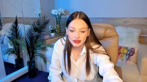 Snapshot of hotloveichother chatting on 22, 9, 2025 Rina online show from 22, 9, 2025