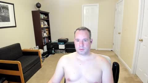 hotmale4u692000 online show from 5, 3, 2025