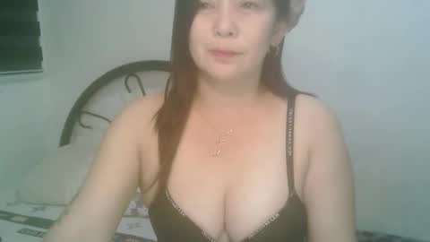 Snapshot of hotmamajen4u chatting on 26, 9, 2025 hotmamajen4u online show from 26, 9, 2025