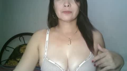 hotmamajen4u online show from 14, 5, 2026