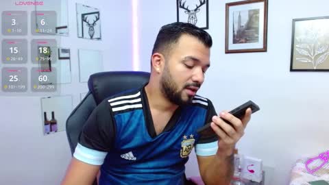 Snapshot of hotmathewv chatting on 8, 3, 2025 mathew online show from 8, 3, 2025