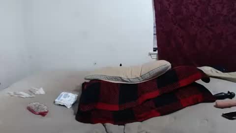 hotmodel1984 online show from 25, 10, 2025