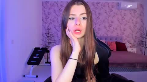 hotmolly_ online show from 10, 6, 2026