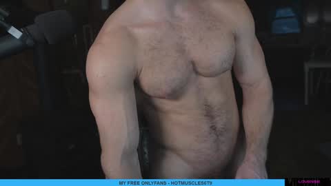 Snapshot of hotmuscles6t9 chatting on 7, 2, 2025 hotmuscles6t9 online show from 7, 2, 2025