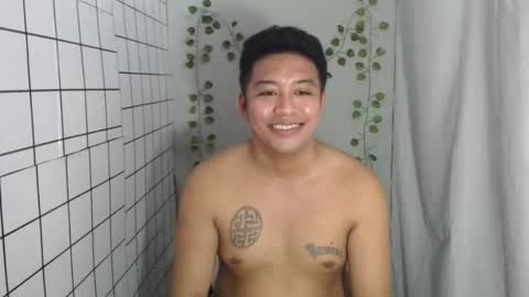 Snapshot of hotnielkhalifa chatting on 2, 10, 2025 neilkhalifa online show from 2, 10, 2025