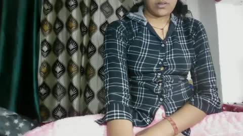 lola online show from 13, 12, 2024