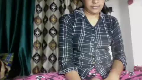 lola online show from 17, 12, 2024
