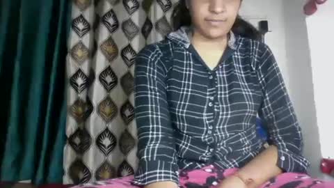 lola online show from 25, 12, 2024