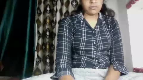 lola online show from 10, 1, 2025