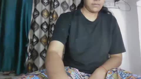 lola online show from 2, 11, 2025