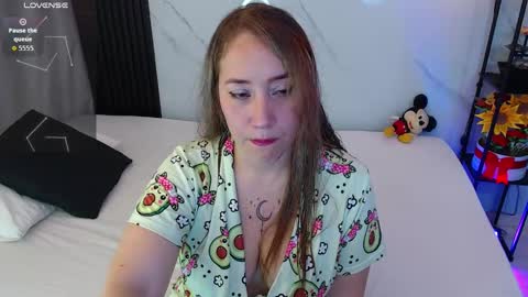 Sussy Bloom  online show from 28, 9, 2025