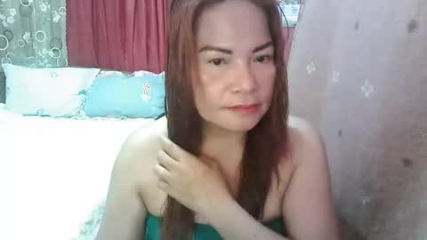 hotpinay_bigtits12 online show from 10, 9, 2025