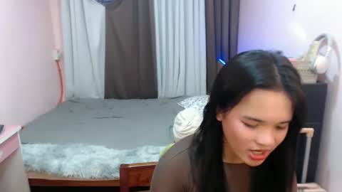 hotpinay_rhowe online show from 29, 1, 2025