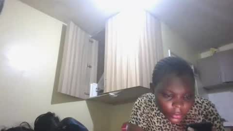 Snapshot of hotrozina chatting on 26, 10, 2025 hotrozina online show from 26, 10, 2025