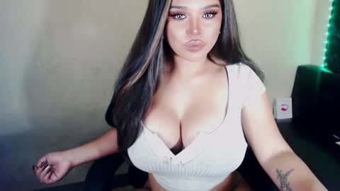 Marga Avery online show from 16, 12, 2024