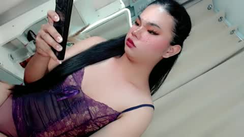 Snapshot of hotsiren101 chatting on 14, 6, 2026 hotsiren101 online show from 14, 6, 2026