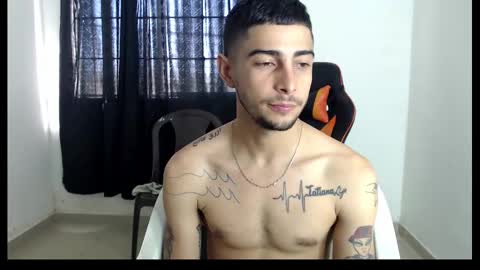 Snapshot of hotsteel420 chatting on 8, 3, 2025 hotsteel420 online show from 8, 3, 2025